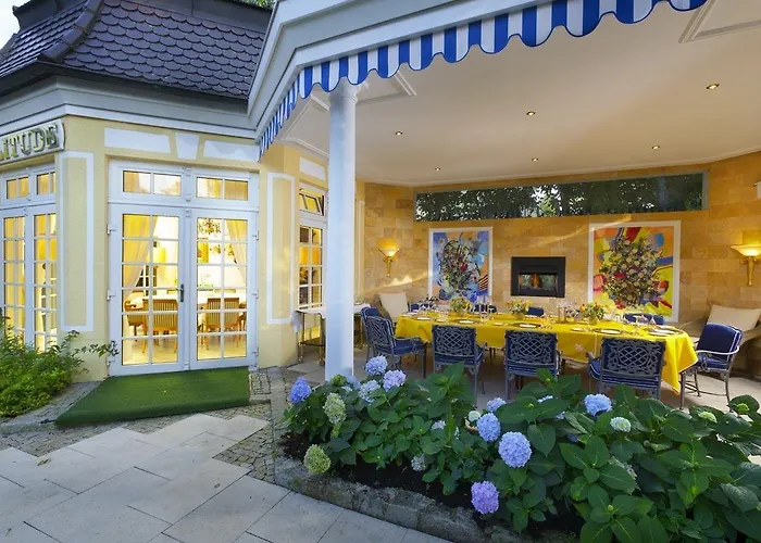 Hotel & Fontenay